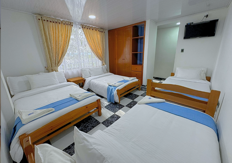 Habitación Triple Estándar -Hotel 102